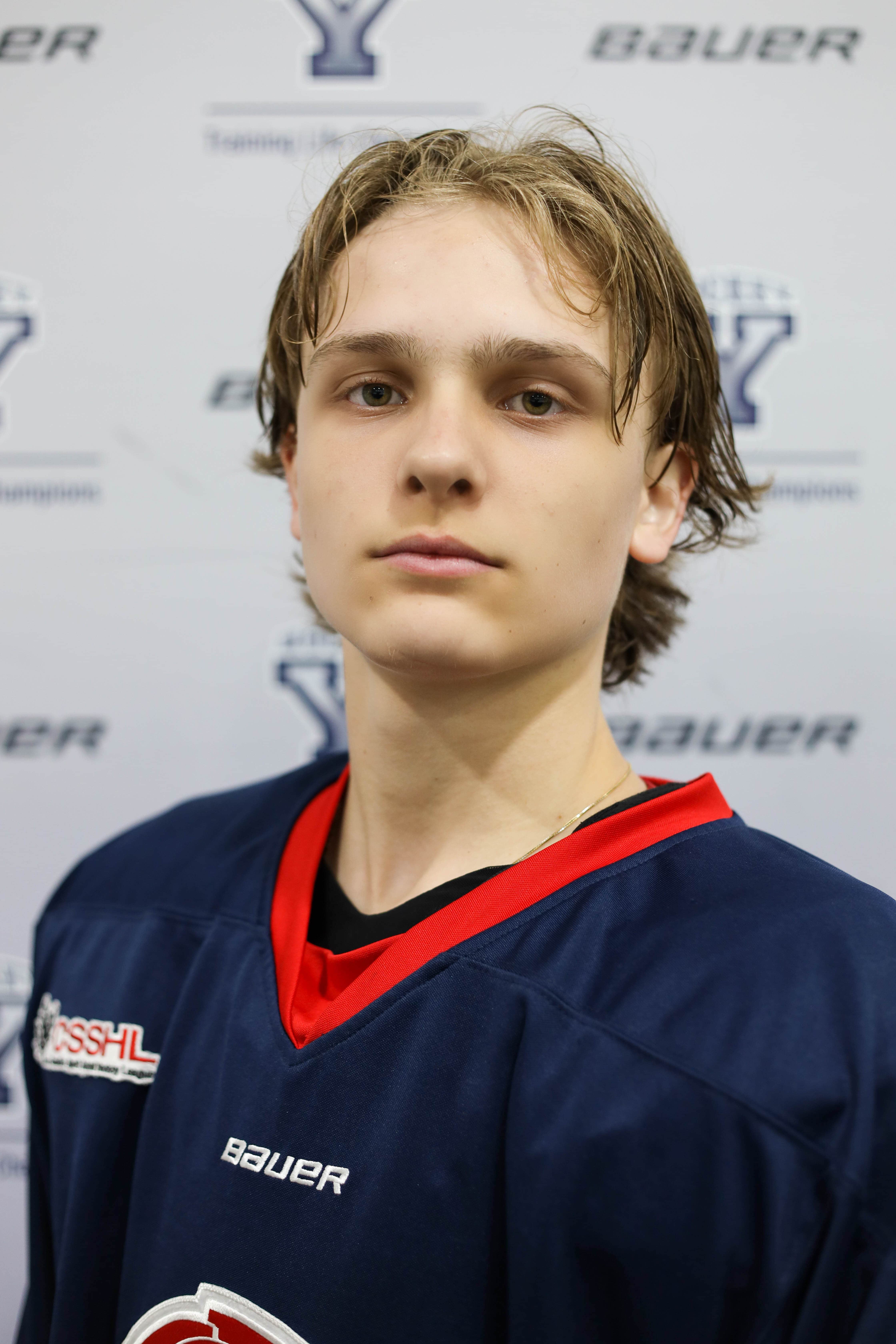 Dane Svingen-Jones Stats and Player Profile | Canadian Sport School Hockey  League